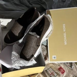 Wore once size 8 woman